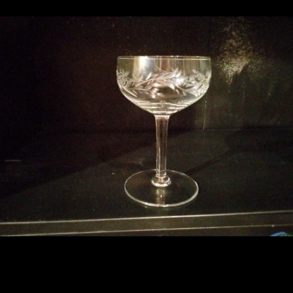 Antique crystal drinkware - Picture 10 of 12
